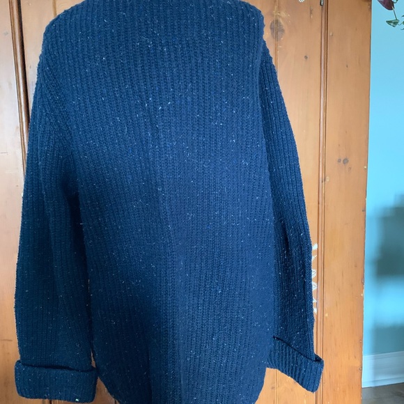 Oversized navy cardigan from Aeropostale. Size M. - Picture 3 of 6